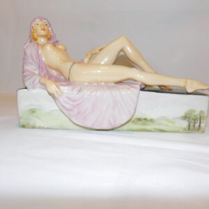 Peggy Davis Temptress Figure