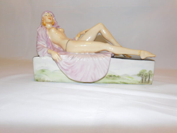 Peggy Davis Temptress Figure